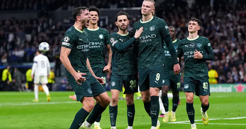 Arsenal lider olsa da, MS 4 göstəricidə öndədir