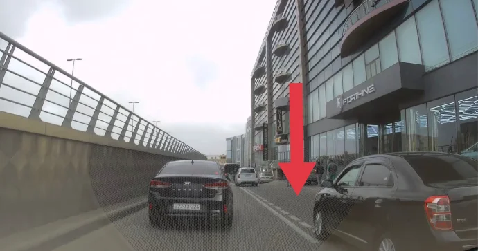 Sürücülərin diqqətinə! Bu avtobus zolağına istənilən saatda daxil olmaq olar VİDEO