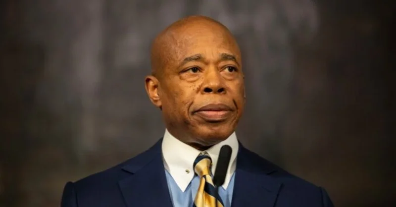 Nyu York şəhərinin keçmiş meri kriptofırıldaqçılıqda ittiham olunur