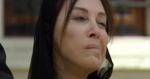 Aşk ı Memnu dakı o səhnəni 18 il sonra yenidən canlandırdı