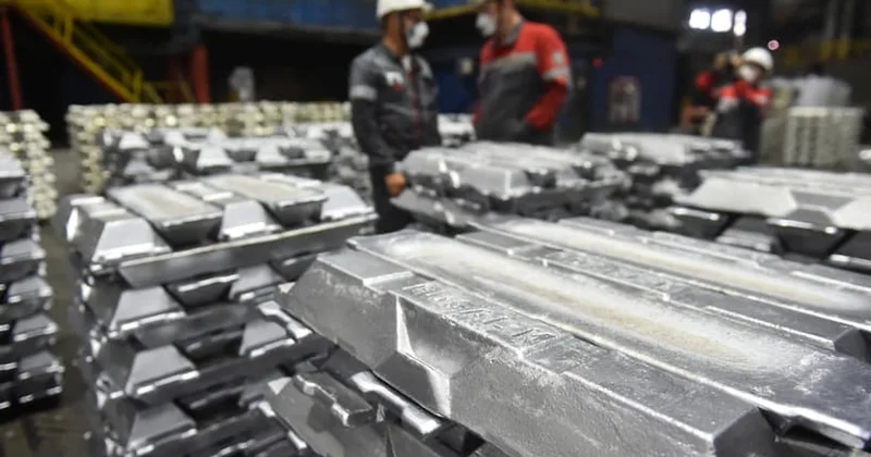 Стоимость алюминия на LME превысила $3 200 за тонну впервые с апреля 2022 года
