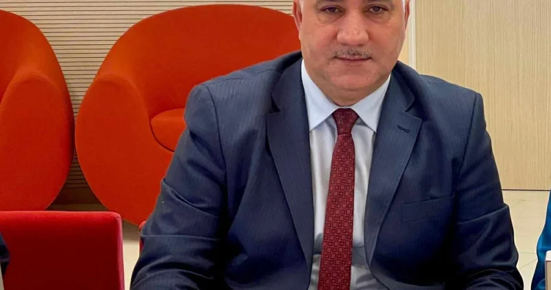 EKSPERT: Zamanı çatanda Pezeşkian hərəkatın başına keçəcək Yeltsin də sisemin adamı idi