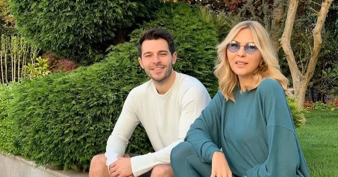 Hakan anasına görə yeni sevgilisindən də ayrıldı