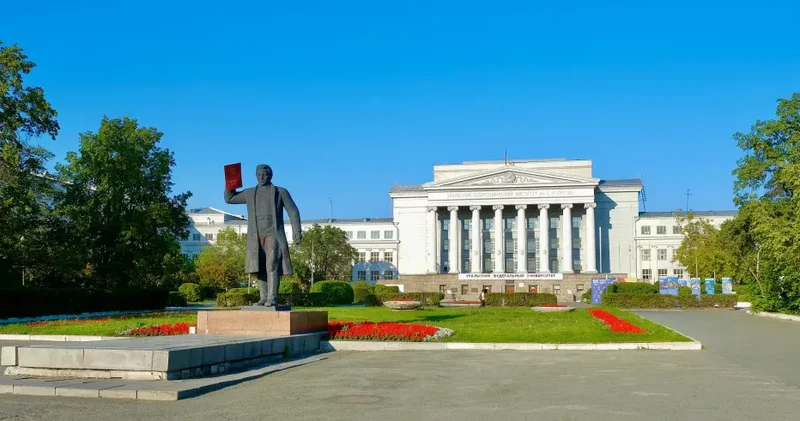 Обыски в одном из крупных вузов России: ПОДРОБНОСТИ