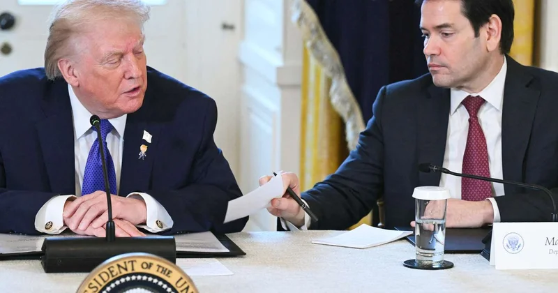 Qrenlandiya uğrunda döyüş başlayır