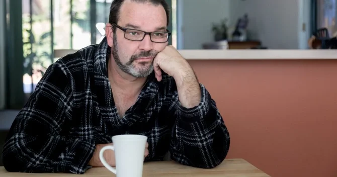 Alimlər insanların ən bədbəxt yaşının neçə olduğunu açıqladı