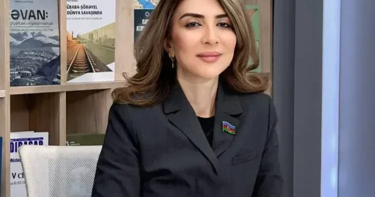 Körpələrə milli ad qoymaq dilə hörmətin, kökə bağlılığın ifadəsidir