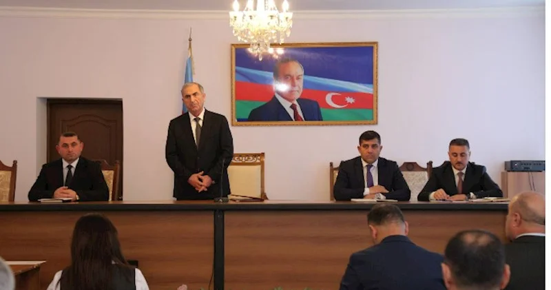 Sevindik Hətəmov sakinlərlə görüşdü FOTOLAR