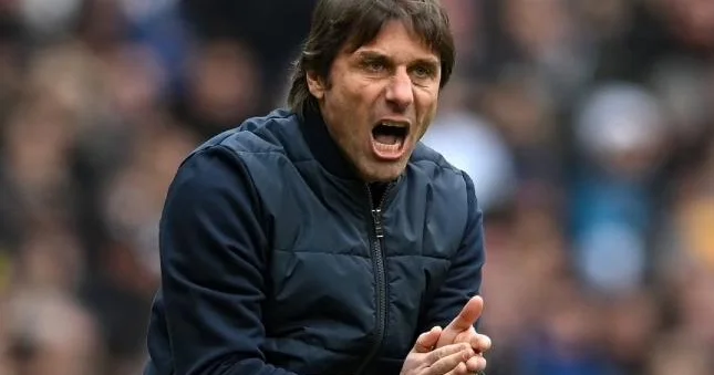 Napoli 2 matça baş məşqçisiz çıxacaq