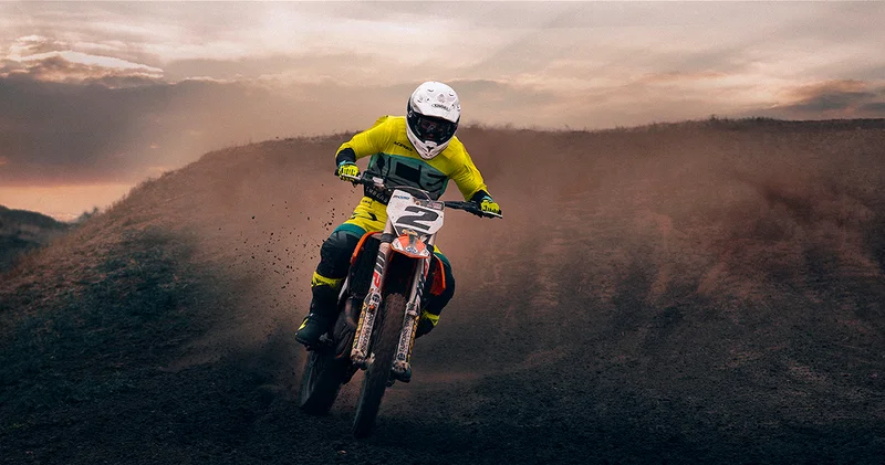 Во Франции после аварии во время соревнований погиб 21 летний мотогонщик