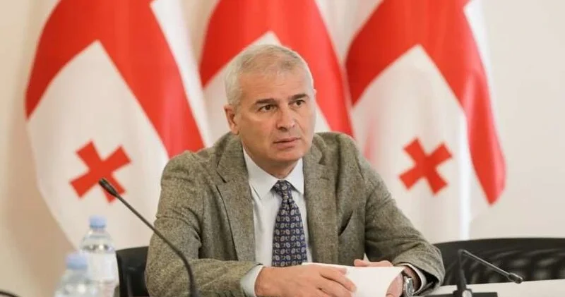 Kadaqişvili: Gürcüstan kiçik ölkədir, nəhənglərin müharibəsinə qarışmayacaq