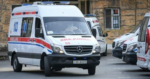 Cəlilabadda motosiklet ambulansa çırpılıb