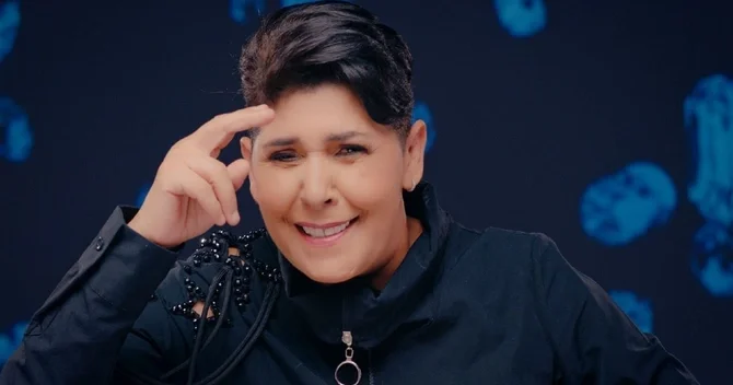 Türkiyəli müğənni qan xərçənginə qalib gəldi