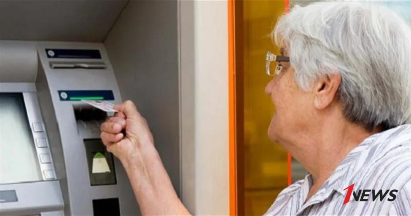 Министр рассказал, на сколько будут повышены пенсии