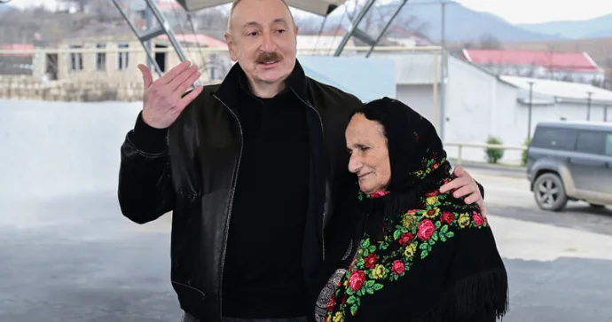 Hər ay Qarabağa qayıdan vətəndaşların sayı artır Prezident