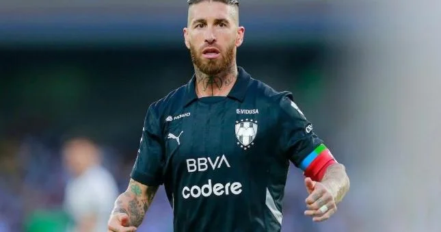 Serxio Ramos bu dəfə gücünü rinqdə sınadı