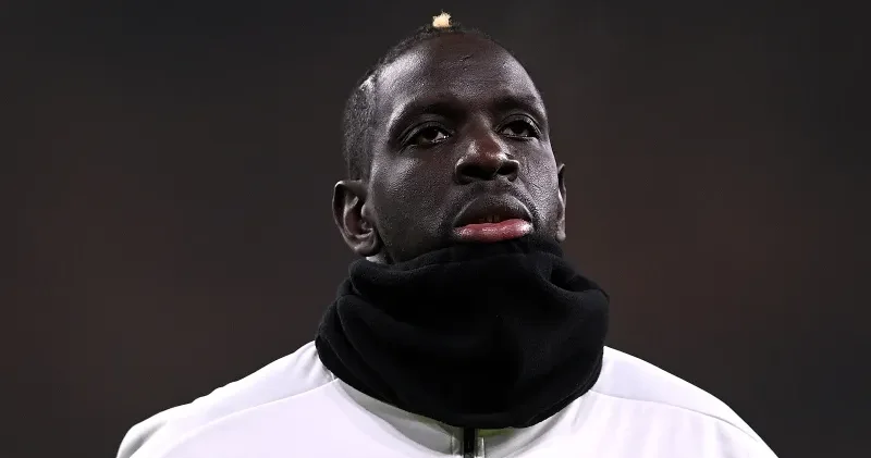 PSJ və Liverpul un sabiq futbolçusu karyerasını bitirdi