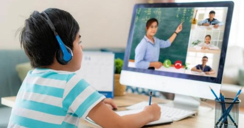 Bu məktəblərdə distant təhsil forması sınaqdan keçirilir