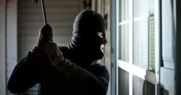 Bakıda restorana basqın edən maskalı yeniyetmələrə HÖKM OXUNDU