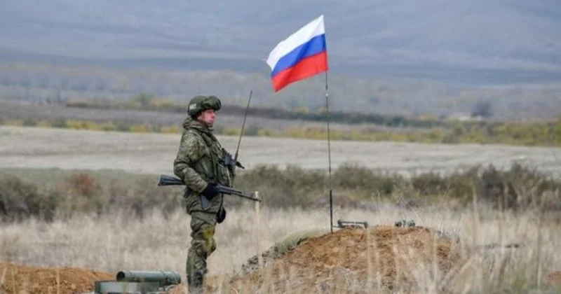 Rusiya hərbçiləri Türkiyə sərhədindən ÇƏKİLİR