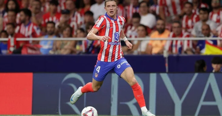 Aston Villa nın istədiyi futbolçu digər İngiltərə klubuna keçir Qərarını açıqladı