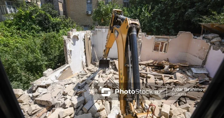 В Азербайджане предложено изменить систему компенсаций при сносе зданий