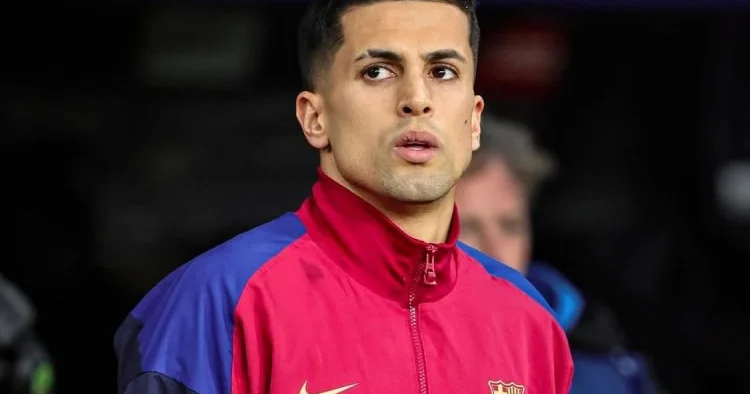 Barselona sabiq futbolçusunu qaytardı RƏSMİ