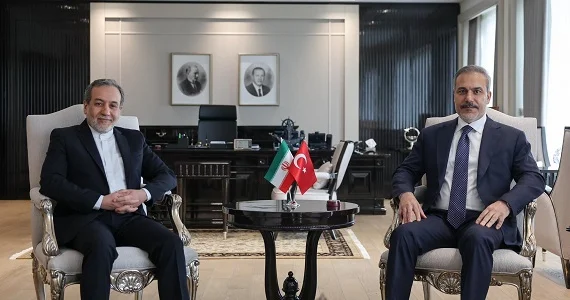 Hakan Fidan İran xİN başçısı ilə müzakirə apardı