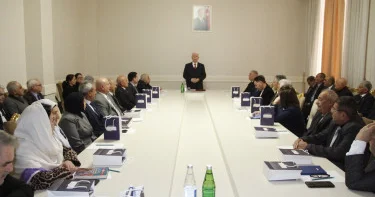 Cəlilabadda rayon rəhbərinin ziyalılarla görüşü olub