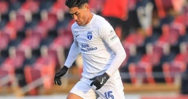 Dünya çempionu “Sabah”da oynamış futbolçunu bəyəndi müqavilə imzaladılar