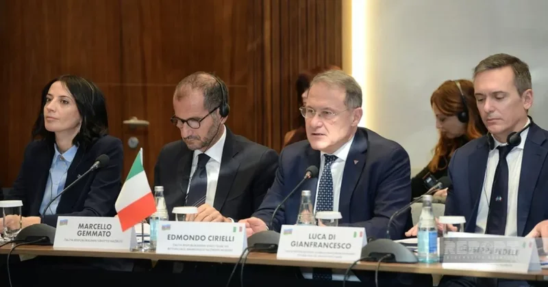 Замглавы МИД Италии: Хотелось, чтобы во всем мире царил мир, как на Южном Кавказе