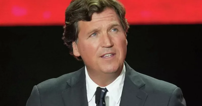 Такер Карлсон: “США не имеют морального права критиковать Россию”