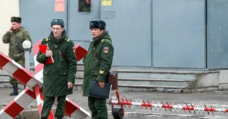 Ermənistan Rusiya sərhədçilərini ölkəsindən çıxarır Səbəbi isə...