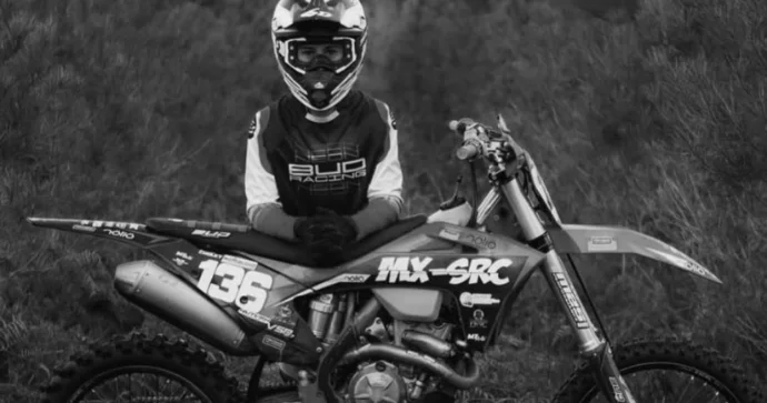 Fransalı motosikletçi yarış zamanı qəzada öldü