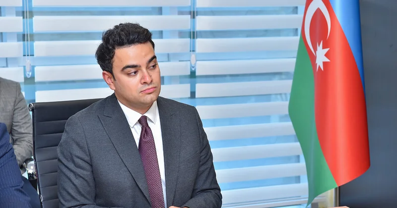 Zaur Mikayılov onu rəis müavini təyin etdi Fotolar