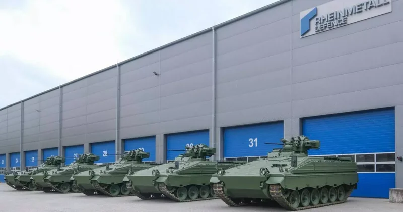 Bloomberg: Перевооружение Германии вызвало страх во Франции