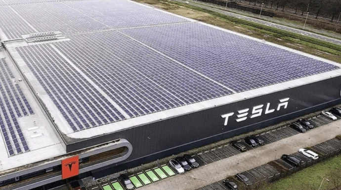 “Tesla”nın Çindəki enerji saxlanc qurğusu zavodu istehsala başlayıb