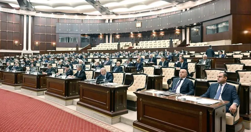 Parlamentdə bələdiyyələrlə bağlı müzakirə