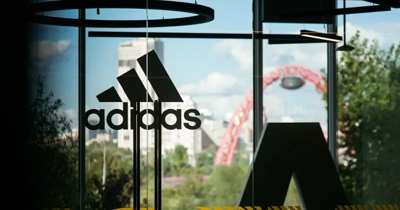Россия осталась без Adidas