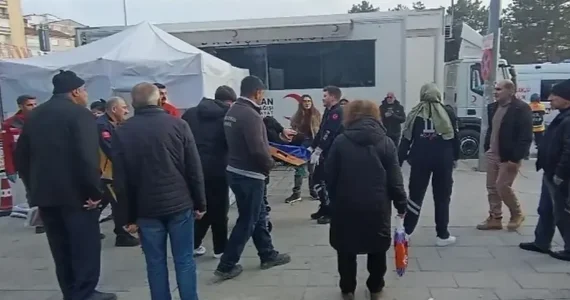 Azərbaycanlı həkim Türkiyədə küçədə həyat qurtardı FOTO