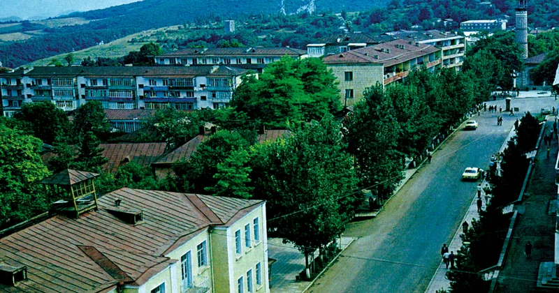 Şuşanın qədim tarixə malik meydan və küçələri şəhərsalma mədəniyyətinin nümunəsi