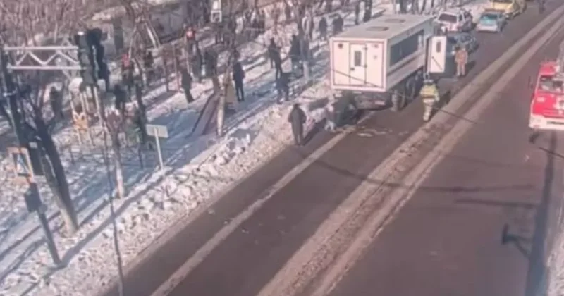 В Казахстане из горящего общежития эвакуированы десятки человек