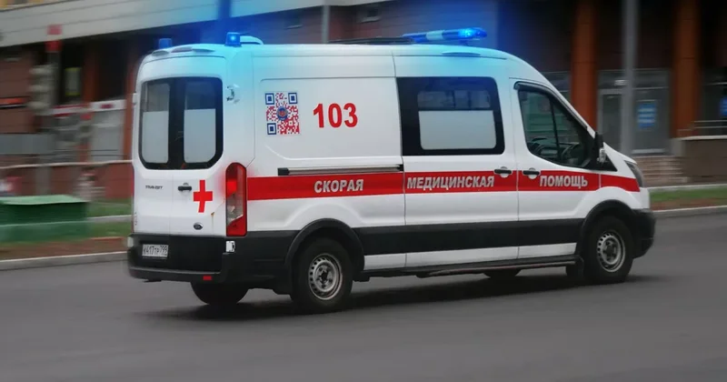 В России Lexus столкнулся со скорой ВИДЕО