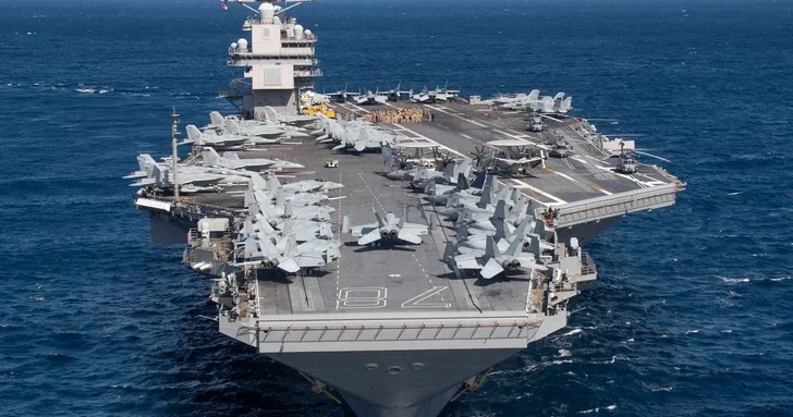 The New York Times: Авианосец USS Gerald R. Ford перебрасывают на Ближний Восток