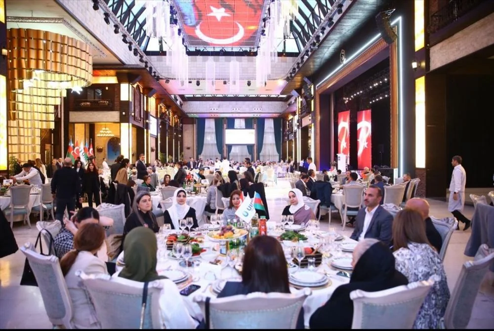 Bakıda “Birlik və qardaşlıq” adı altında iftar süfrəsi açılıb