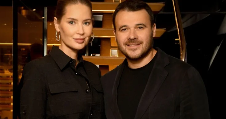 Emin Ağalarov xanımı ilə Fransada Fotolar