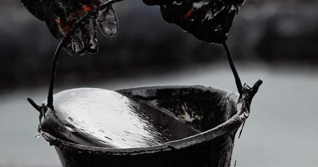 Минфин: США временно вывели из под санкций продажу нефти из России