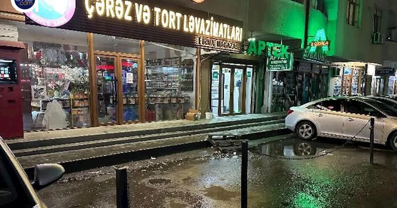 Xırdalanda sahibkar parklanma yerini qanunsuz zəbt edib Fotolar