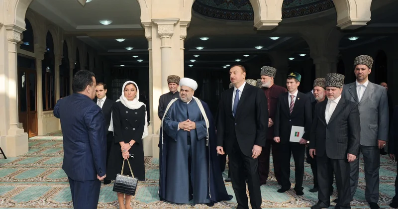 Din dövlət və siyasət kontekstində QƏRƏZLİ HESABATA CAVAB