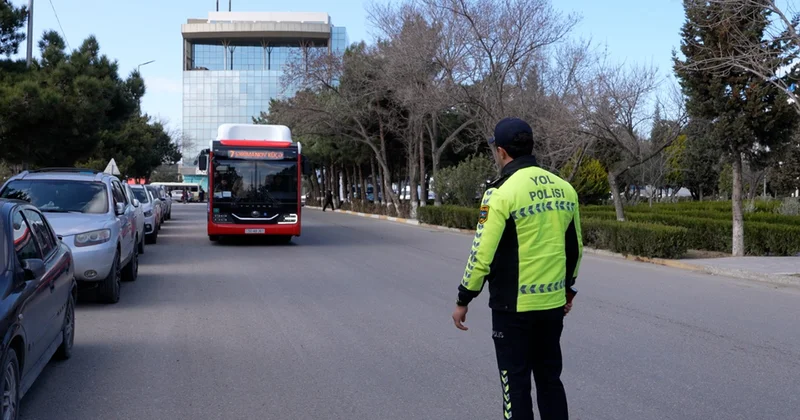 Sumqayıtda yol polisi avtobus sürücüləri ilə profilaktik tədbir keçirdi Video